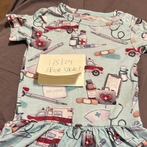 Posh peanut nurses twirl